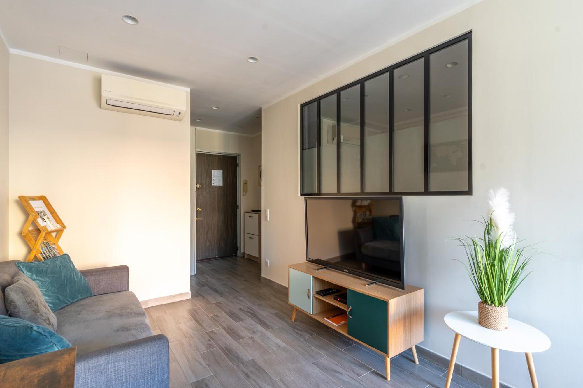 Fabuleux Appartement 2 Personnes Au Coeur De Menton, Climatise Et Proche Gares Routiere Et Sncf 外观 照片