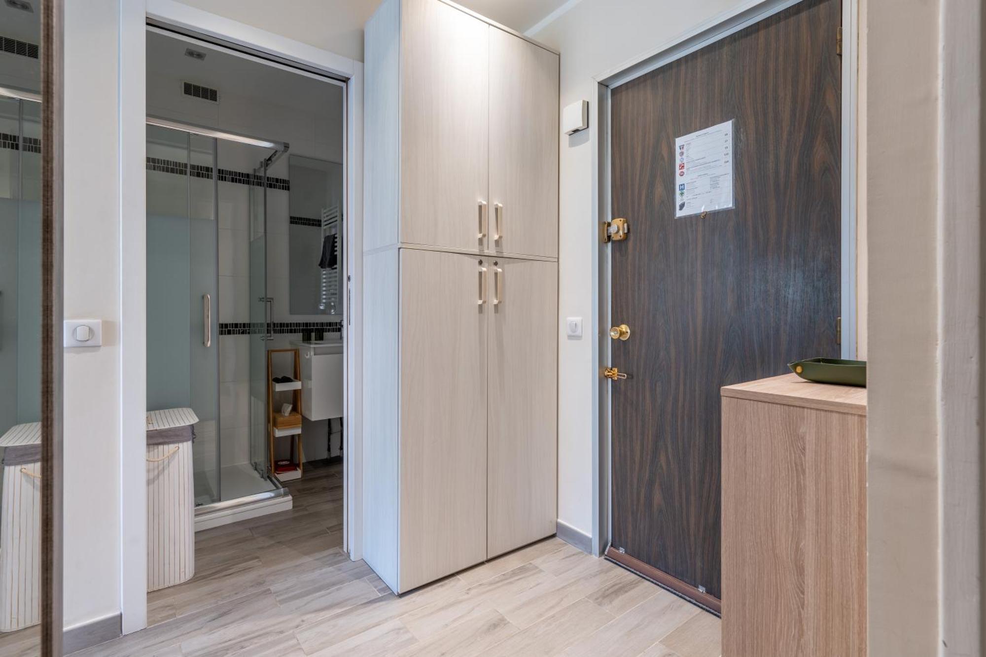 Fabuleux Appartement 2 Personnes Au Coeur De Menton, Climatise Et Proche Gares Routiere Et Sncf 外观 照片
