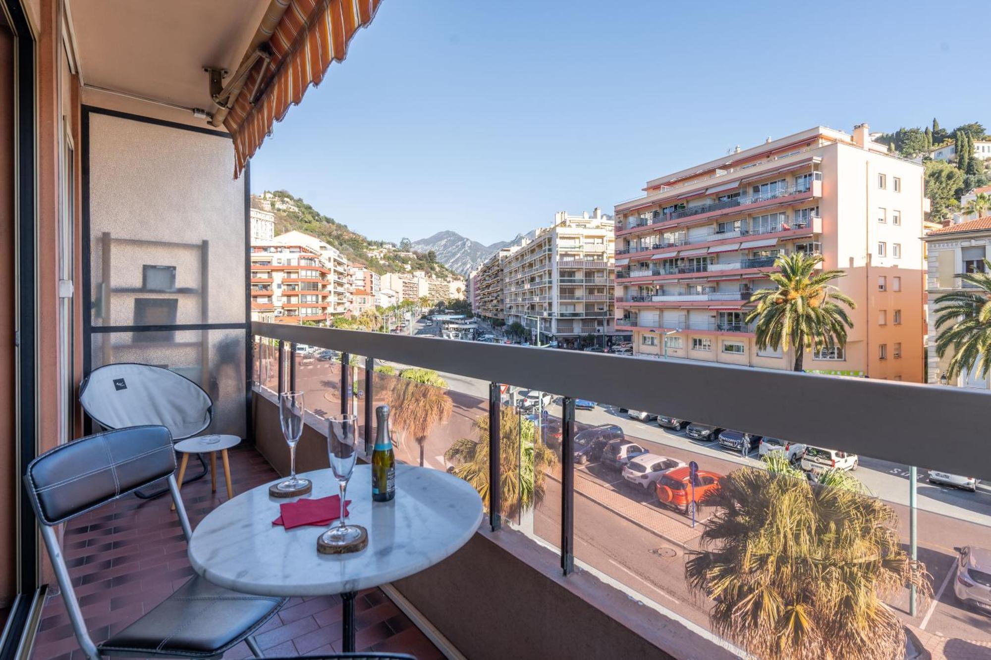 Fabuleux Appartement 2 Personnes Au Coeur De Menton, Climatise Et Proche Gares Routiere Et Sncf 外观 照片
