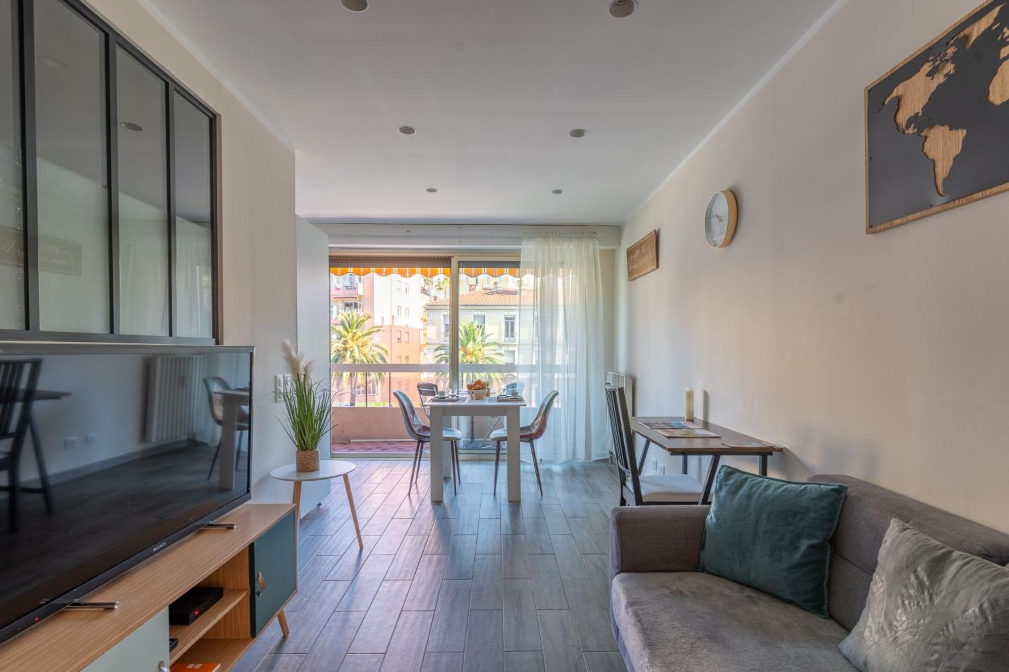 Fabuleux Appartement 2 Personnes Au Coeur De Menton, Climatise Et Proche Gares Routiere Et Sncf 外观 照片