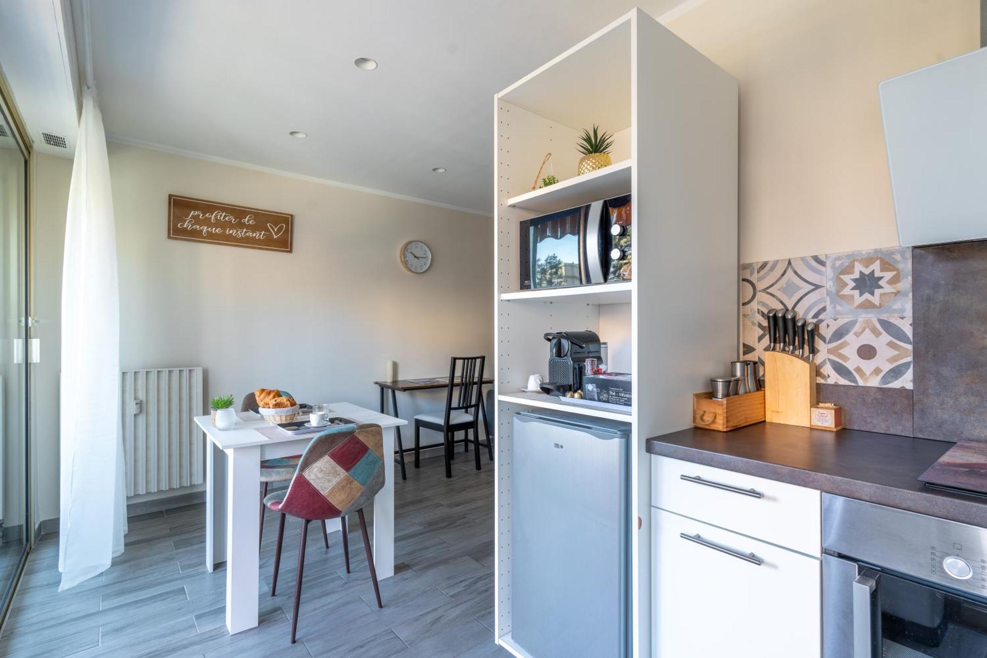 Fabuleux Appartement 2 Personnes Au Coeur De Menton, Climatise Et Proche Gares Routiere Et Sncf 外观 照片